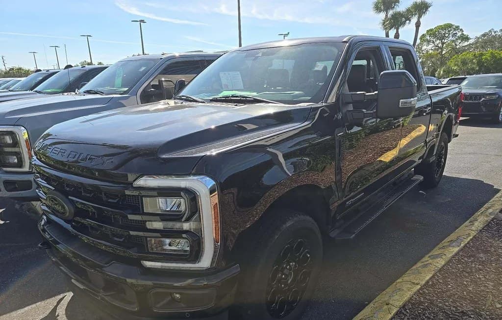2024 FORD SUPER DUTY F-250 LARIAT CREW CAB MEDIUM BED