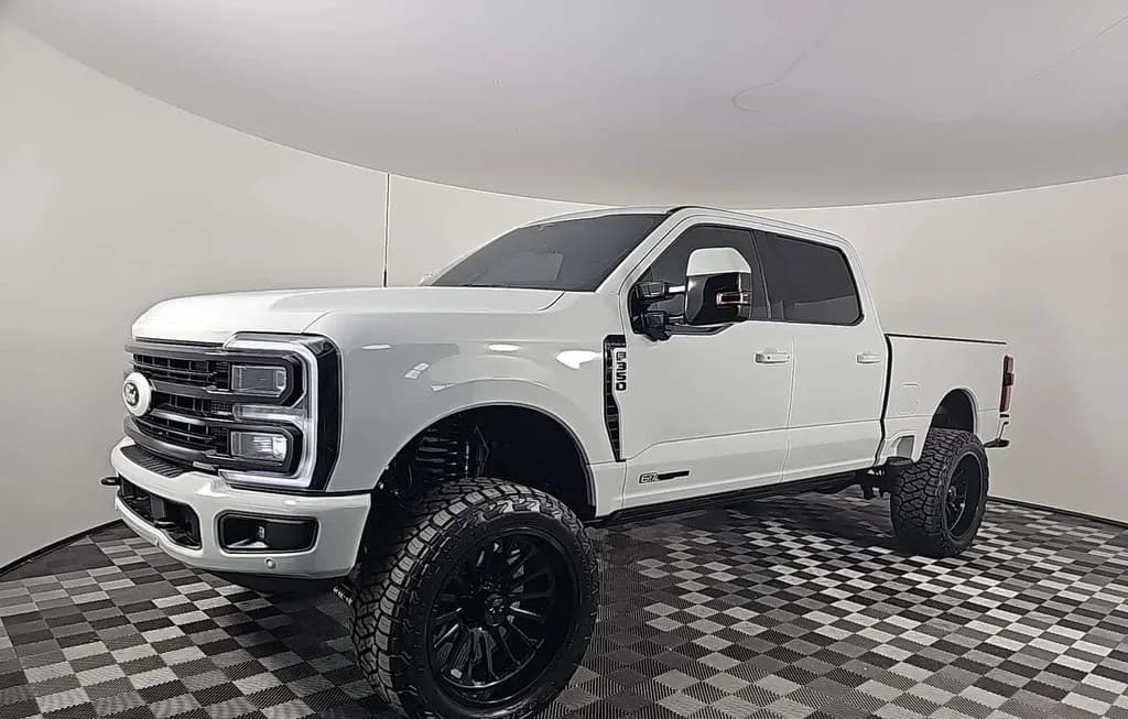 2026 FORD SUPER DUTY F-350 PLATINUM CREW CAB MEDIUM BED