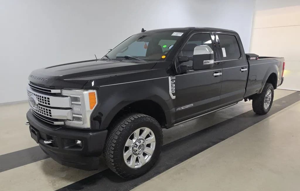 2019 FORD SUPER DUTY F-350 PLATINUM CREW CAB LONG BED