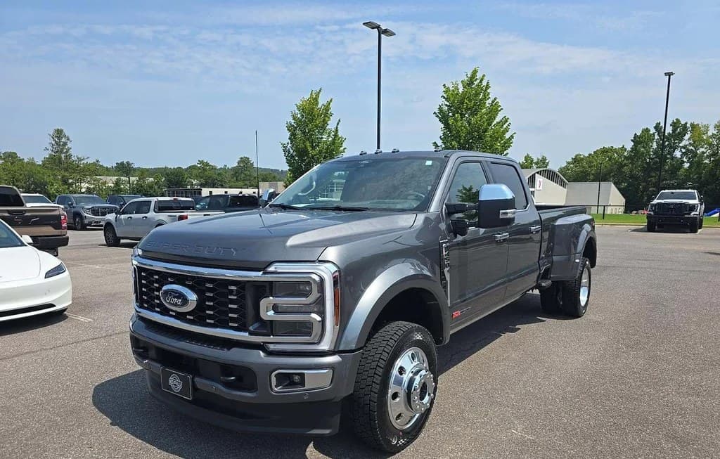 2026 FORD SUPER DUTY F-450 PLATINUM CREW CAB LONG BED DRW