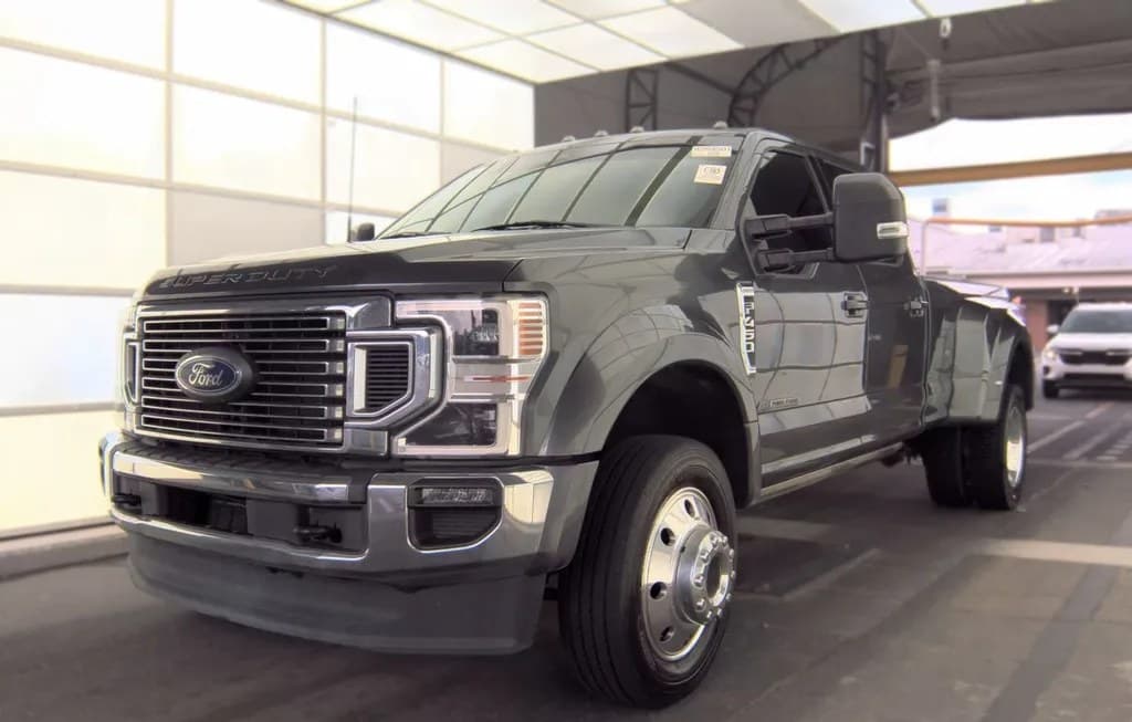 2020 FORD SUPER DUTY F-450 LARIAT CREW CAB LONG BED DRW