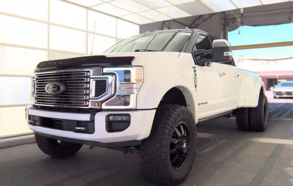 2022 FORD SUPER DUTY F-450 PLATINUM CREW CAB LONG BED DRW