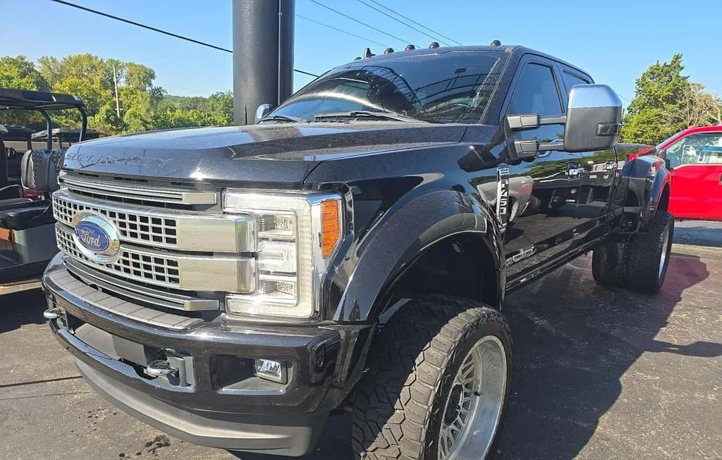 2019 FORD SUPER DUTY F-450 PLATINUM CREW CAB LONG BED DRW