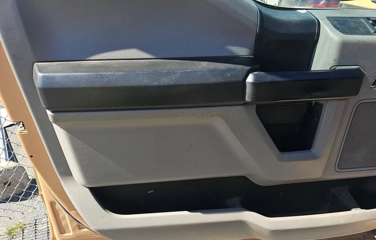 2017 FORD SUPER DUTY F-250 XL REGULAR CAB LONG BED 6