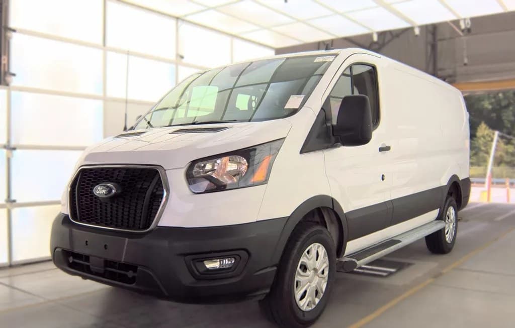 2025 FORD TRANSIT 250 CARGO VAN LOW ROOF 130.0" WB