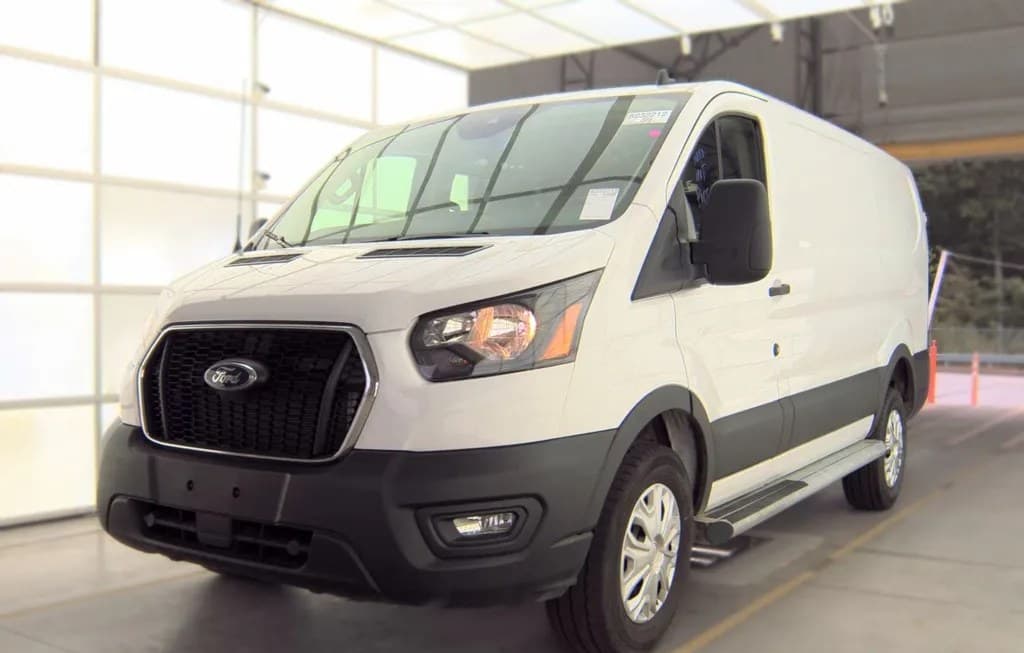 2025 FORD TRANSIT 250 CARGO VAN LOW ROOF 130.0" WB