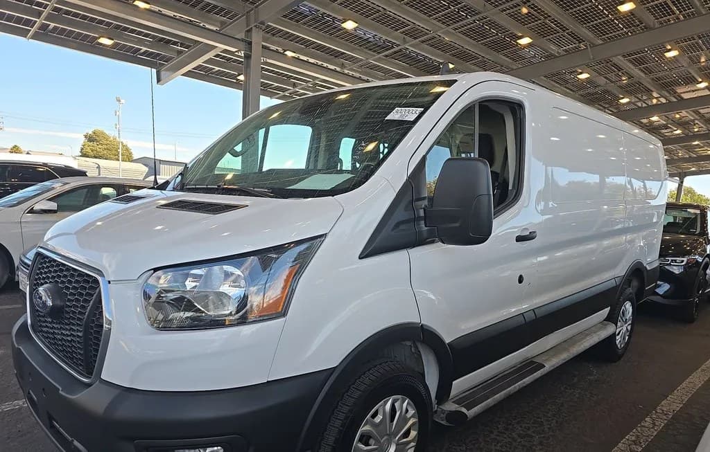 2025 FORD TRANSIT 250 CARGO VAN LOW ROOF 130.0" WB