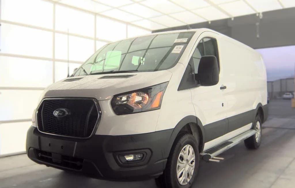 2025 FORD TRANSIT 250 CARGO VAN LOW ROOF 130.0" WB