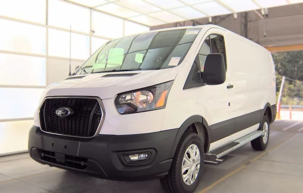 2025 FORD TRANSIT 250 CARGO VAN LOW ROOF 130.0" WB