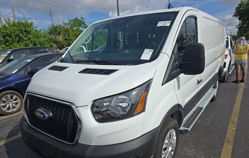 2025 FORD TRANSIT 250 CARGO VAN LOW ROOF 130.0" WB