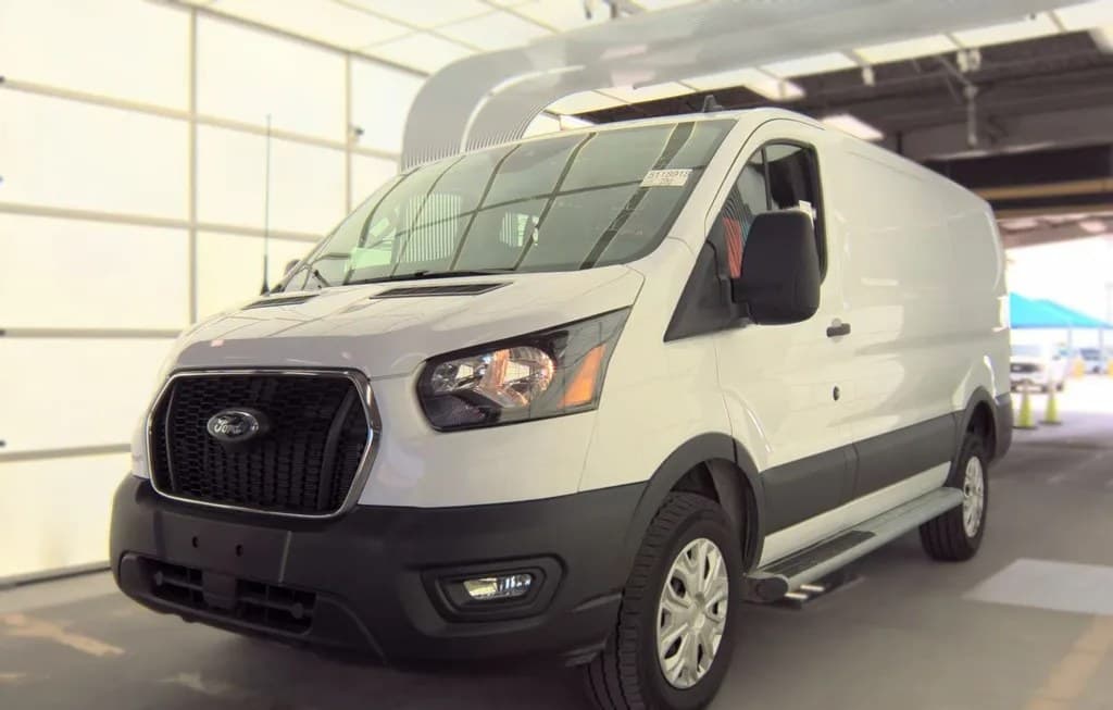 2025 FORD TRANSIT 250 CARGO VAN LOW ROOF 130.0" WB