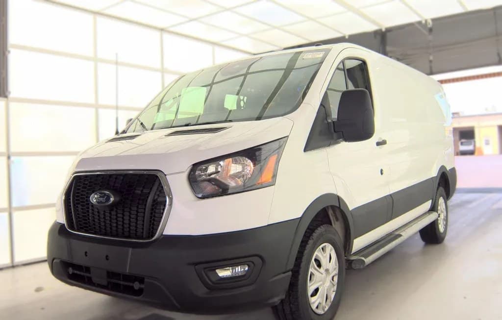 2025 FORD TRANSIT 250 CARGO VAN LOW ROOF 130.0" WB