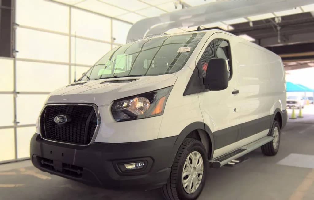 2025 FORD TRANSIT 250 CARGO VAN LOW ROOF 130.0" WB