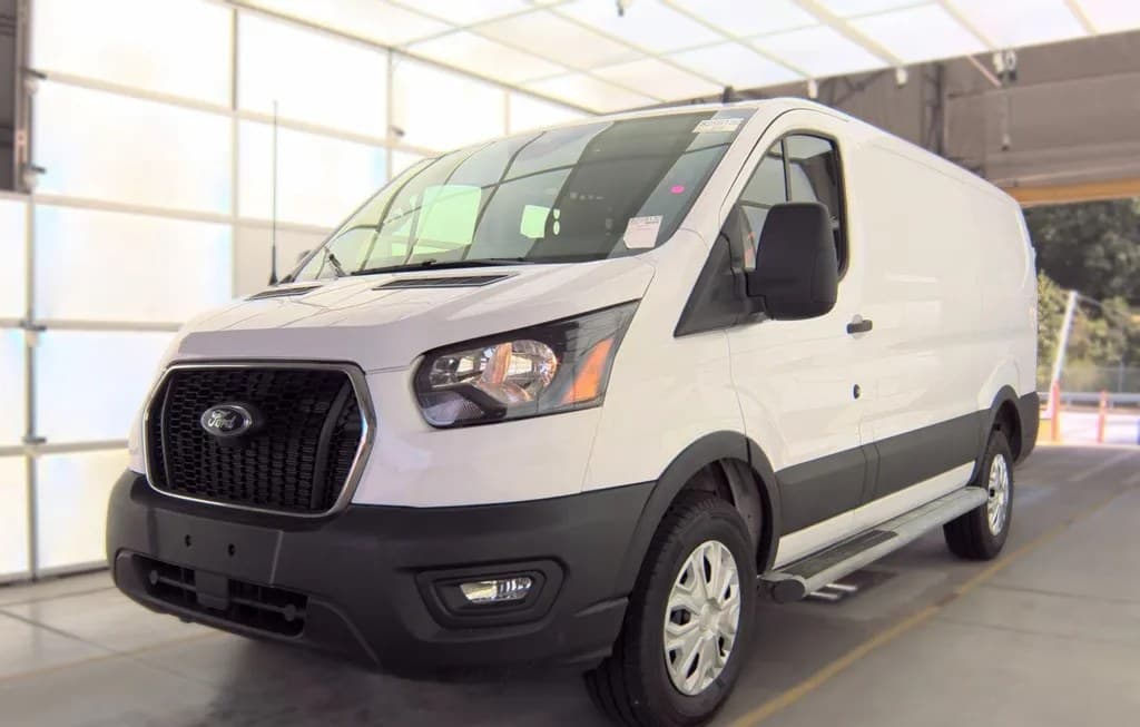 2025 FORD TRANSIT 250 CARGO VAN LOW ROOF 130.0" WB
