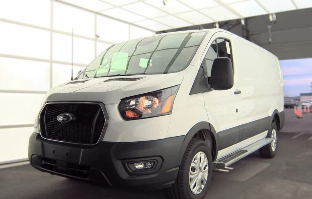 2025 FORD TRANSIT 250 CARGO VAN LOW ROOF 130.0" WB