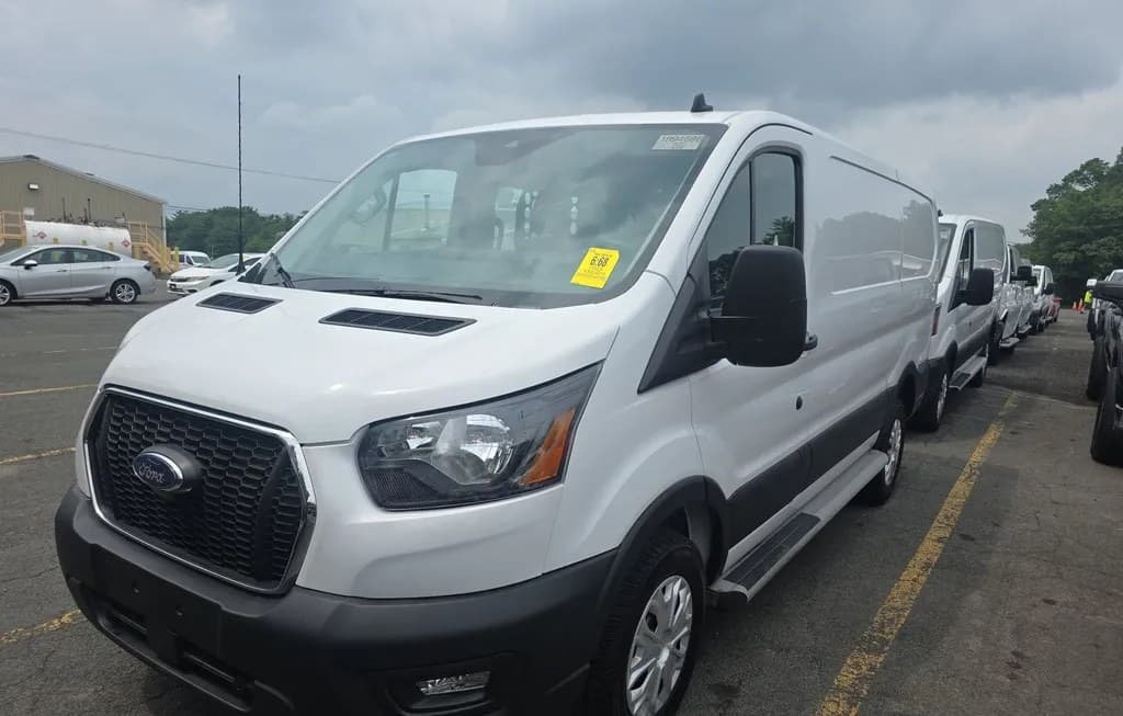 2025 FORD TRANSIT 250 CARGO VAN LOW ROOF 130.0" WB