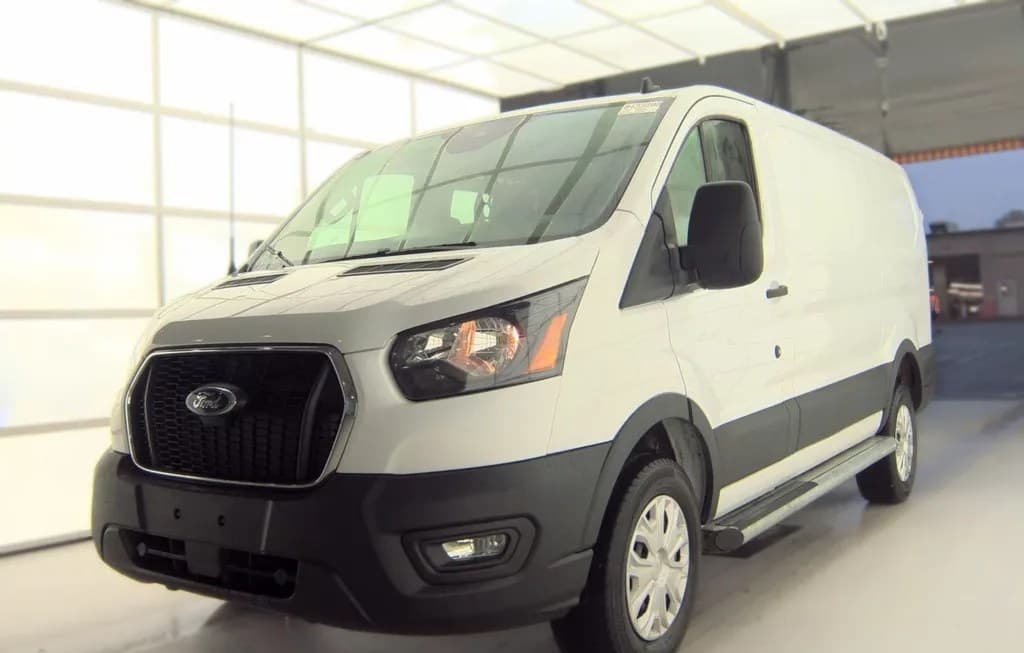 2025 FORD TRANSIT 250 CARGO VAN LOW ROOF 130.0" WB