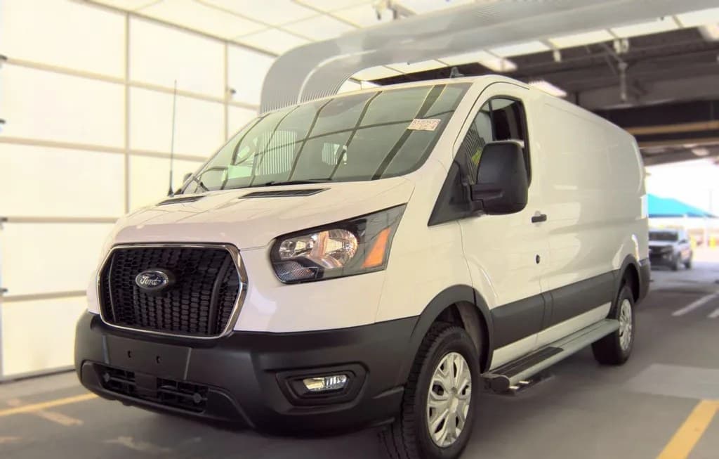 2025 FORD TRANSIT 250 CARGO VAN LOW ROOF 130.0" WB