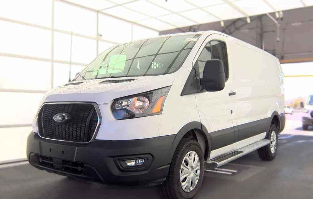 2025 FORD TRANSIT 250 CARGO VAN LOW ROOF 130.0" WB