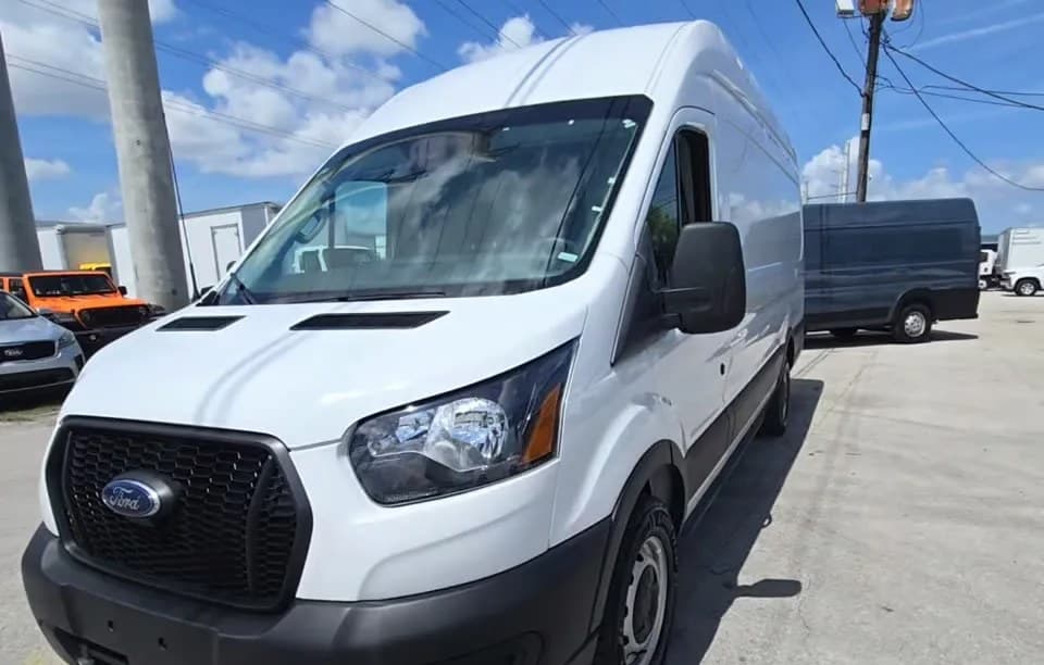 2025 FORD TRANSIT 250 CARGO VAN HIGH ROOF 148.0" WB