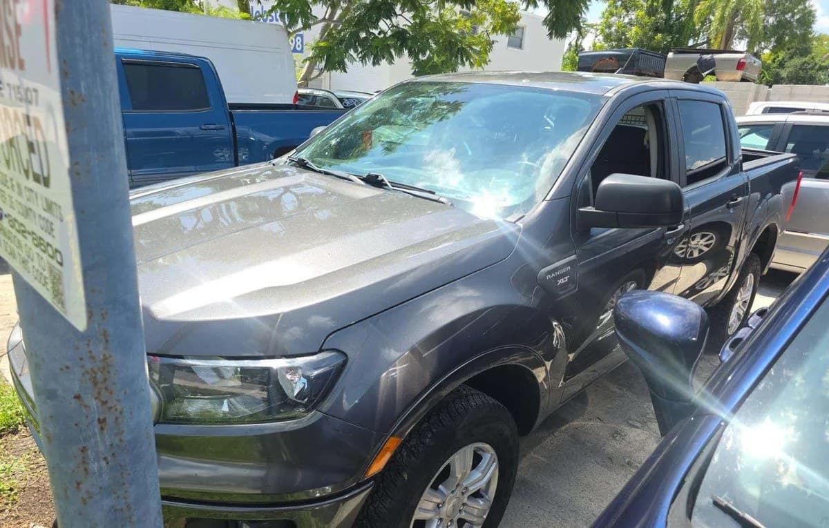 2020 FORD RANGER XLT CREW CAB MEDIUM BED 3