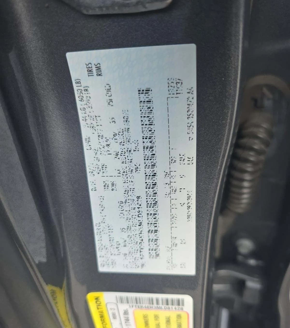 2021 FORD RANGER XLT CREW CAB MEDIUM BED 3