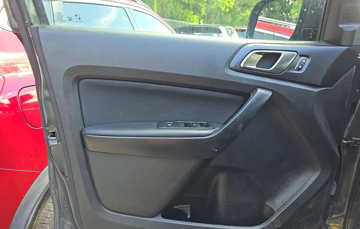 2022 FORD RANGER XLT CREW CAB MEDIUM BED 6