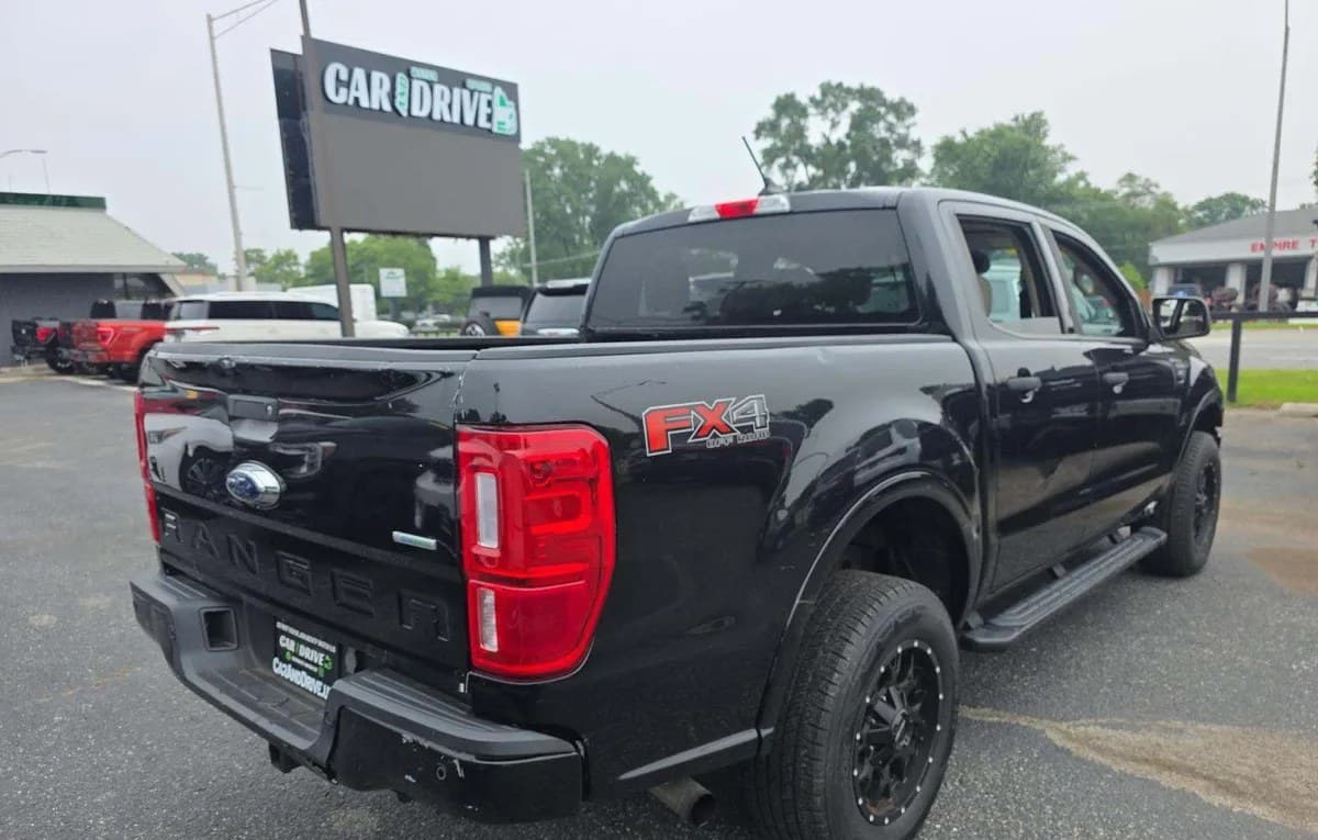 2019 FORD RANGER XLT CREW CAB MEDIUM BED 4