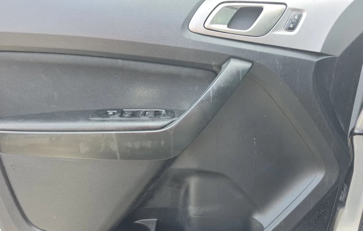 2020 FORD RANGER XLT CREW CAB MEDIUM BED 6