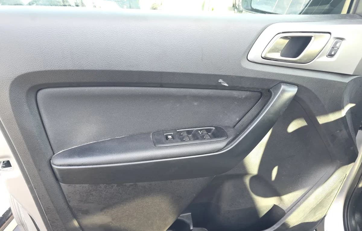 2022 FORD RANGER XLT CREW CAB MEDIUM BED 6