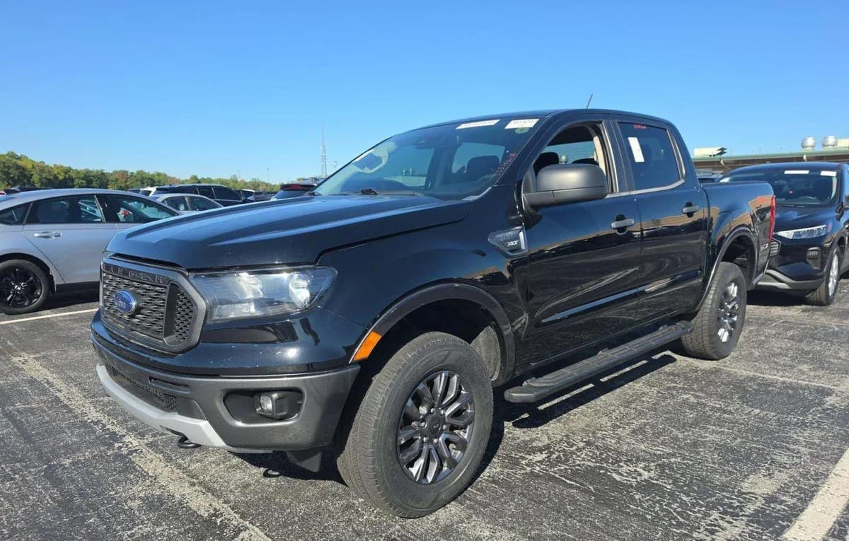 2020 FORD RANGER XLT CREW CAB MEDIUM BED 2