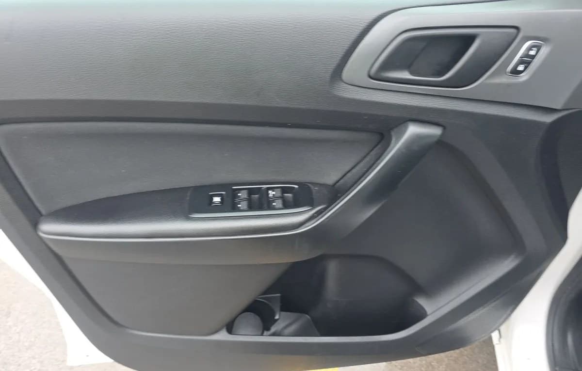 2020 FORD RANGER XL CREW CAB MEDIUM BED 6