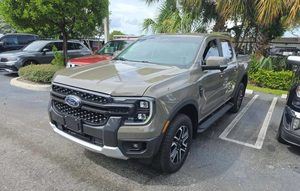 2025 FORD RANGER LARIAT CREW CAB MEDIUM BED