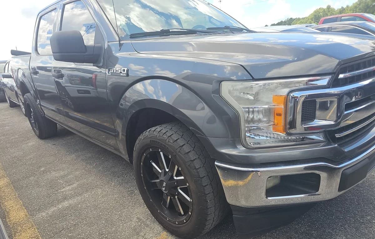 2018 FORD F-150 XLT CREW CAB SHORT BED 4