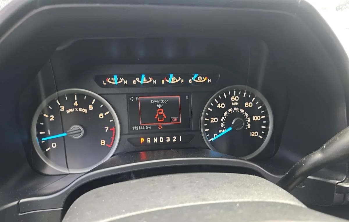 2017 FORD F-150 XLT CREW CAB SHORT BED 6