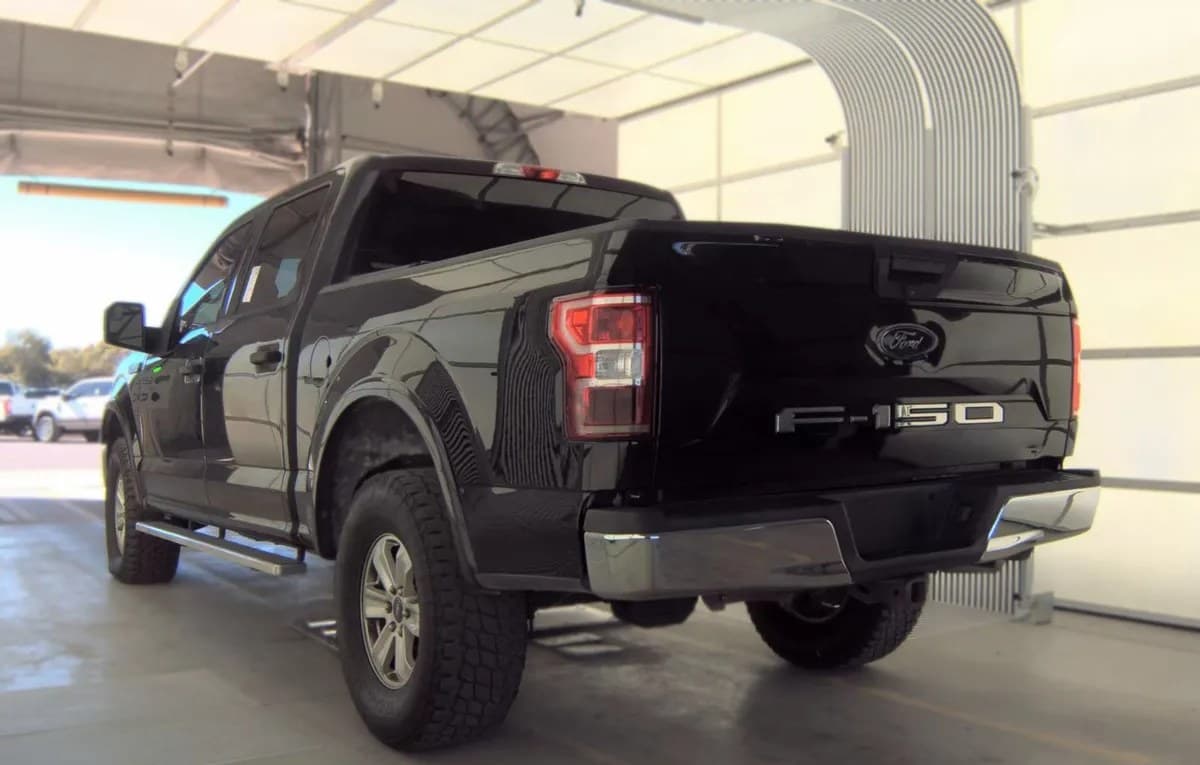 2018 FORD F-150 XLT CREW CAB SHORT BED 5