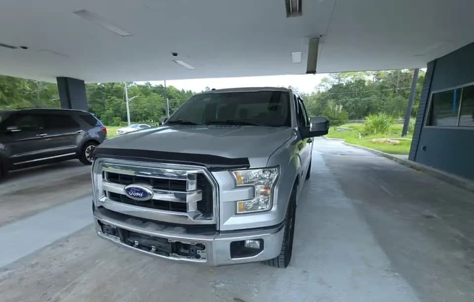 2017 FORD F-150 XLT CREW CAB SHORT BED 2
