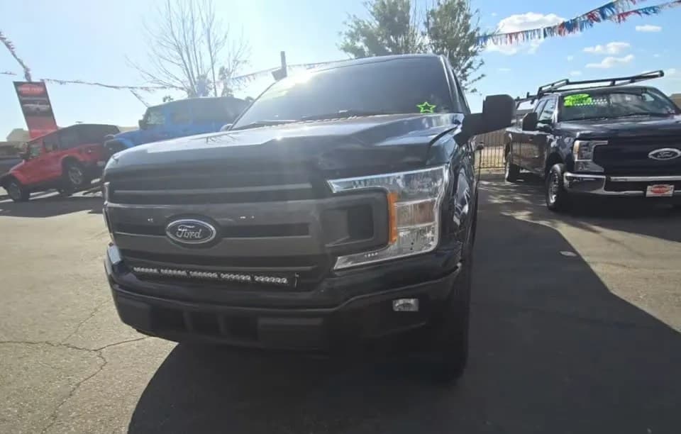 2018 FORD F-150 XLT CREW CAB MEDIUM BED 2