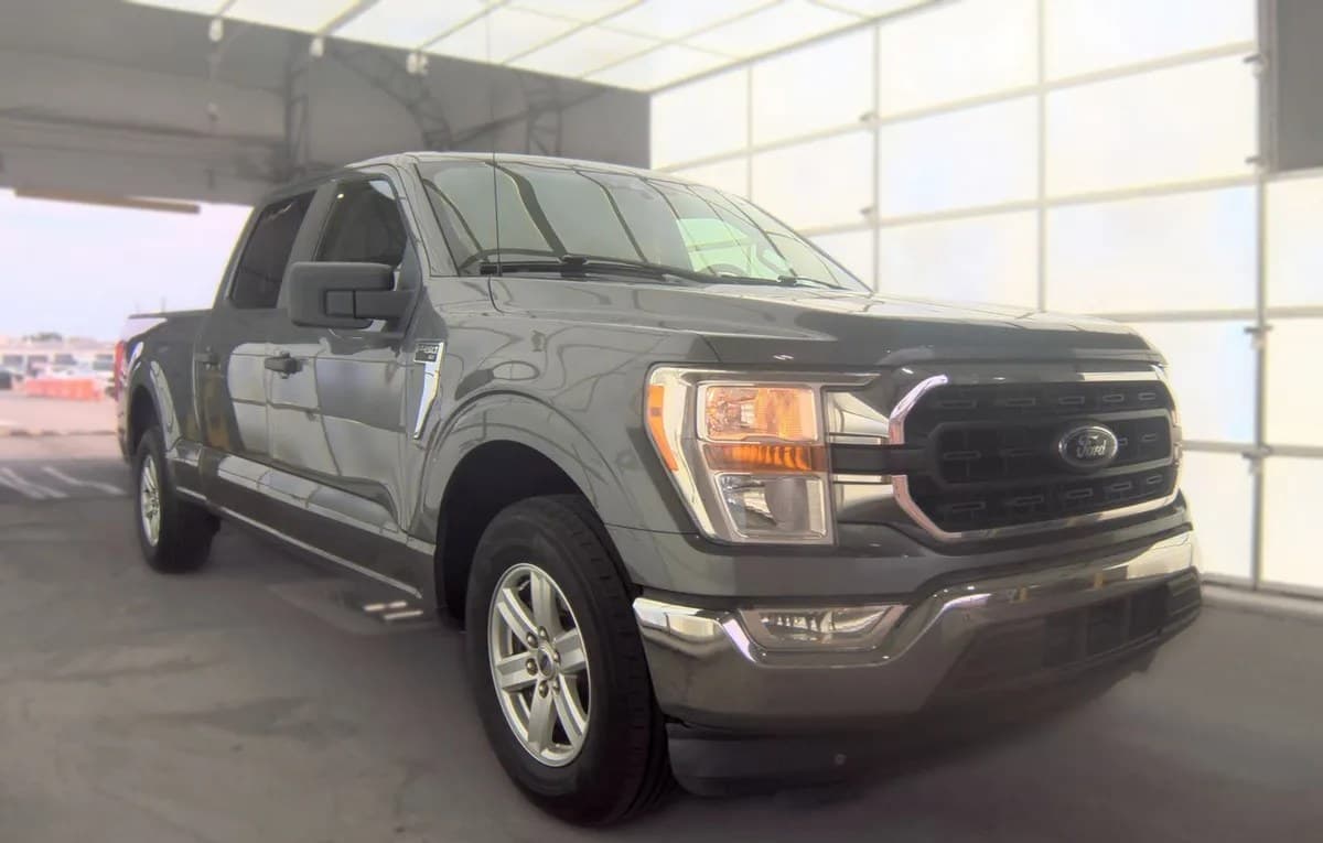 2021 FORD F-150 XLT CREW CAB MEDIUM BED 4