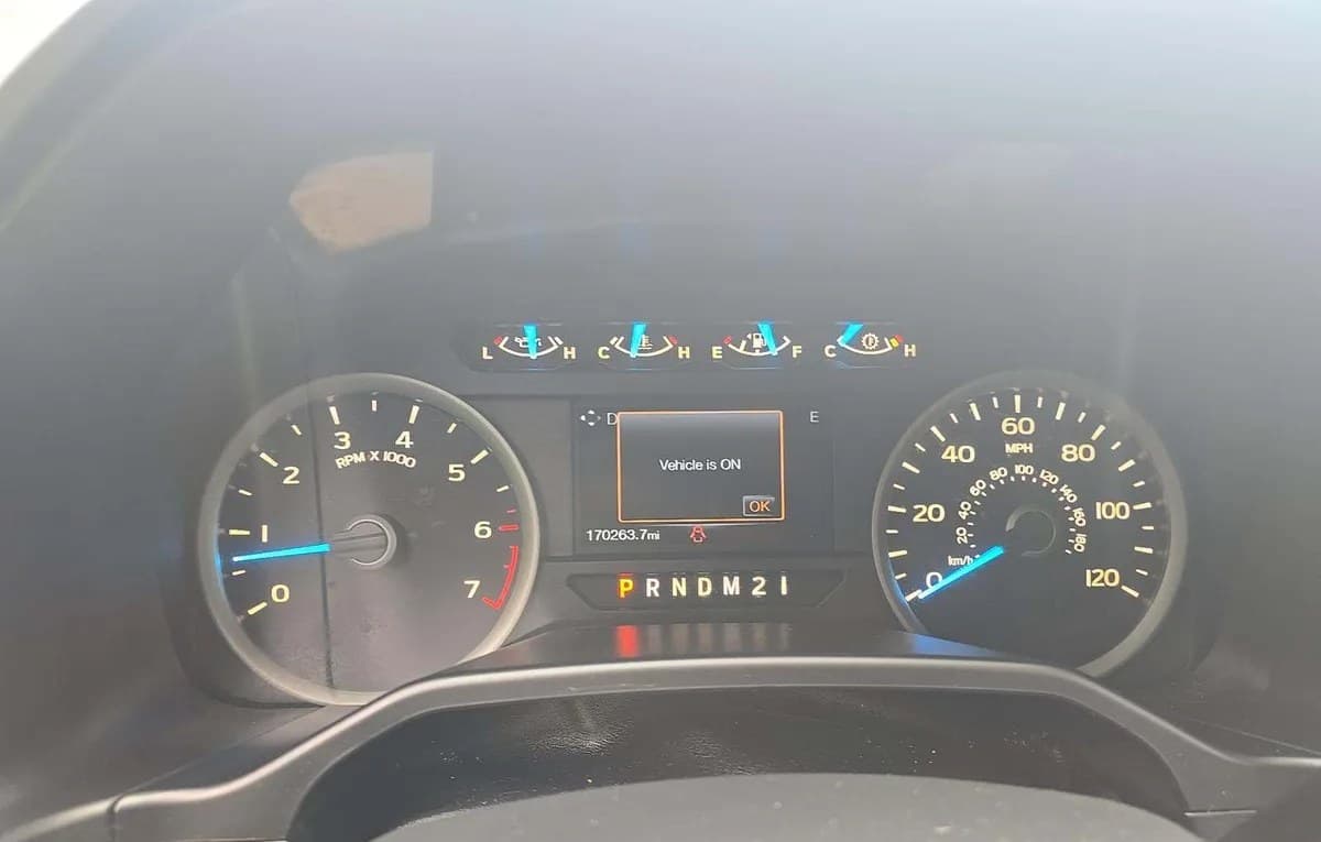 2017 FORD F-150 XLT CREW CAB SHORT BED 6
