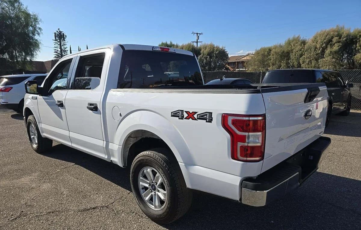 2020 FORD F-150 XLT CREW CAB SHORT BED 3