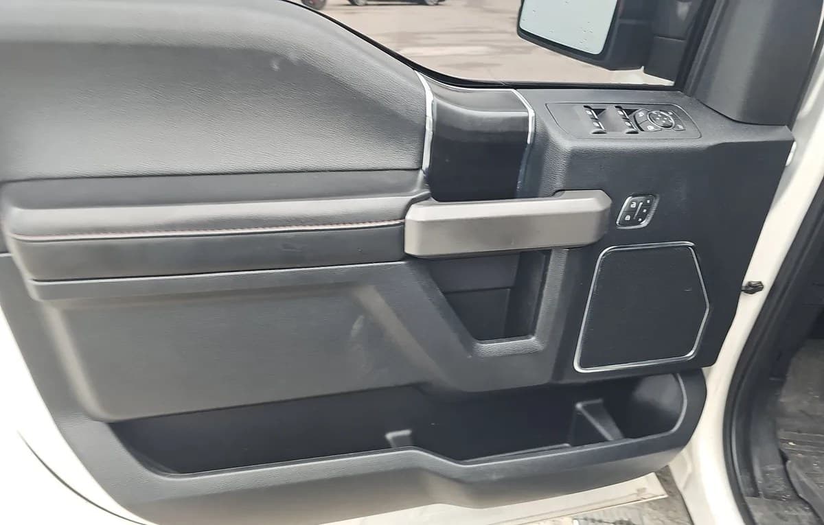 2019 FORD F-150 PLATINUM CREW CAB SHORT BED 6