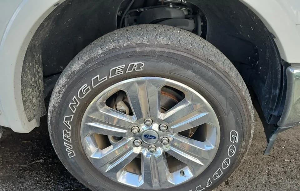 2020 FORD F-150 LARIAT CREW CAB SHORT BED 6
