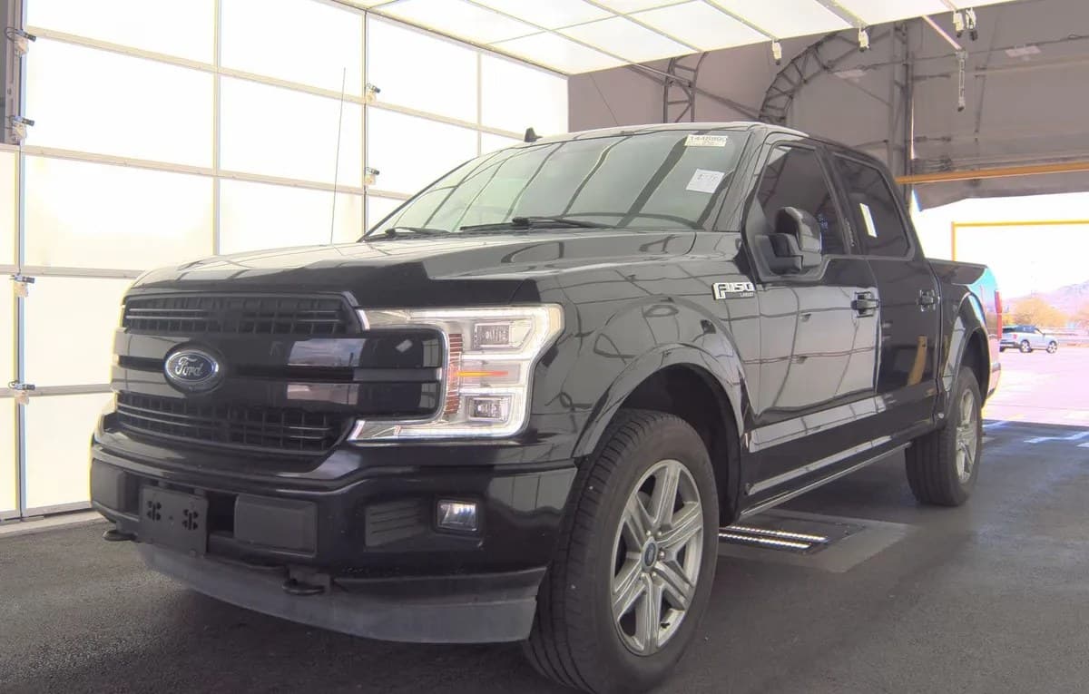 2019 FORD F-150 LARIAT CREW CAB SHORT BED 2