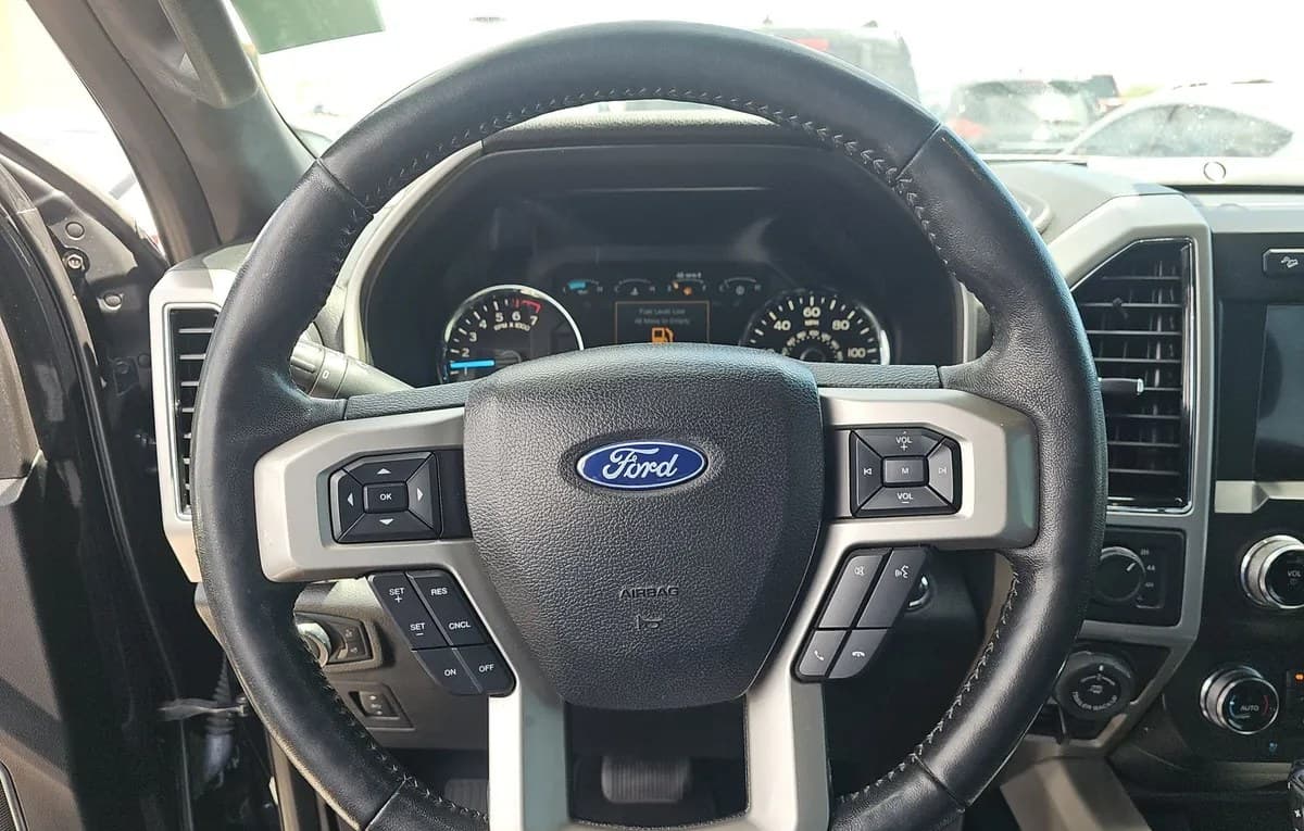 2019 FORD F-150 LARIAT CREW CAB SHORT BED 7