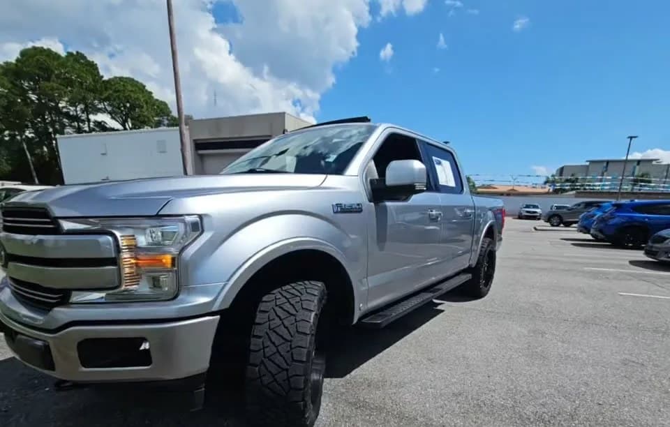 2020 FORD F-150 LARIAT CREW CAB SHORT BED