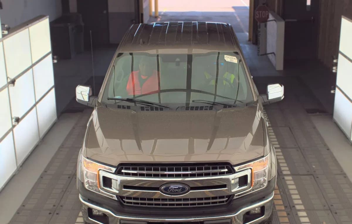 2020 FORD F-150 LARIAT CREW CAB SHORT BED 3