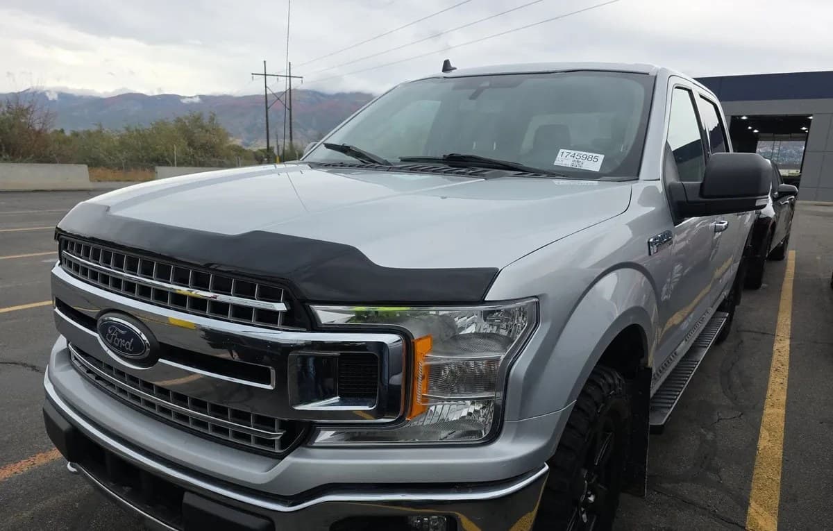 2019 FORD F-150 XLT CREW CAB SHORT BED 2