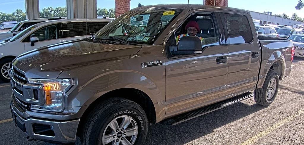 2020 FORD F-150 XLT CREW CAB SHORT BED
