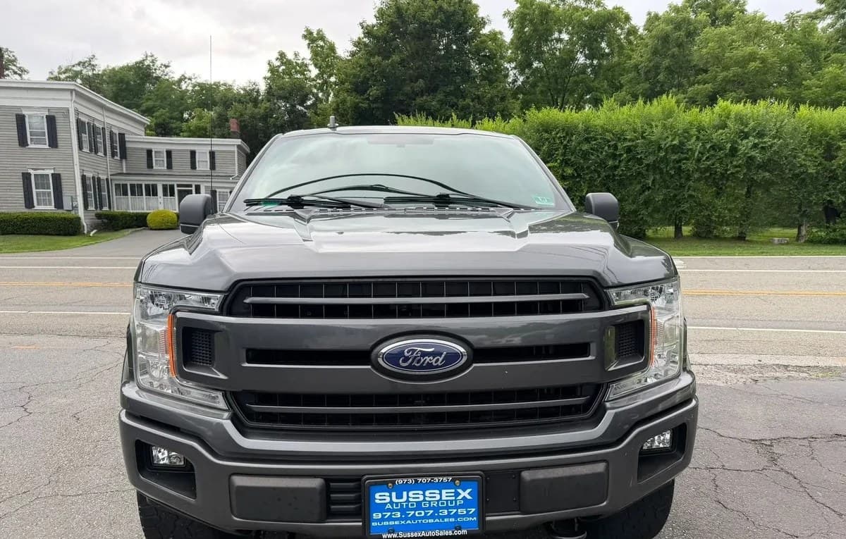 2018 FORD F-150 XLT CREW CAB SHORT BED 3